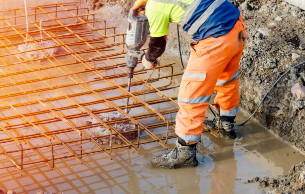 Best Concrete Sidewalk Installation in Mount Pleasant, IA